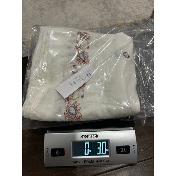 Hollister Embroidered Square Scarf With Tassels Paisley Floral Wrap Boho Cotton - Picture 8 of 8